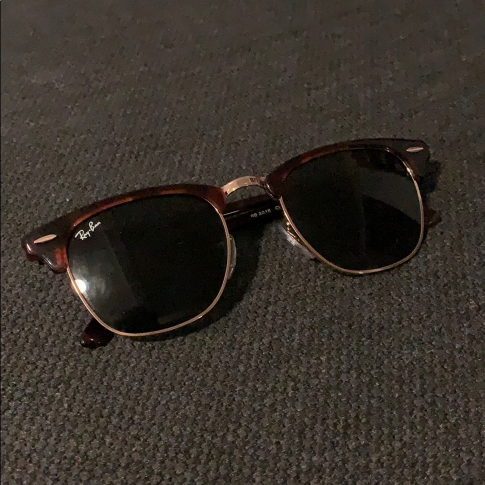 Ray-Ban Clubmaster Classic Sunglasses